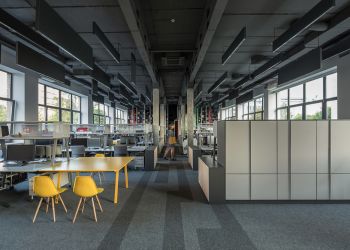 Özel Tasarım Karo Halılar Mekanlarınıza Şıklık Katıyor!